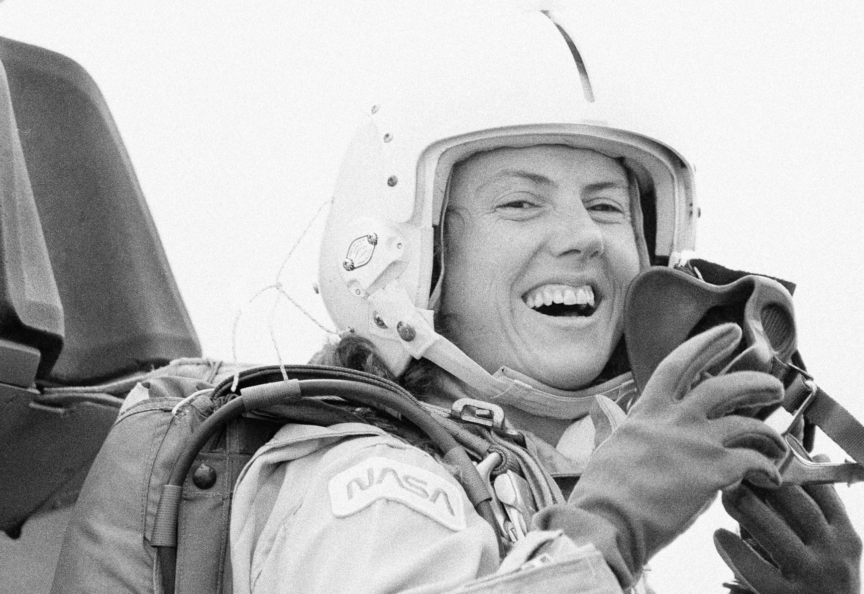 1985: Christa McAuliffe